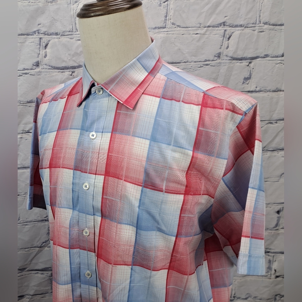 Bugatchi Men's Button Down Shirt Shaped Fit Short sleeve Check Blue Red XL 17"